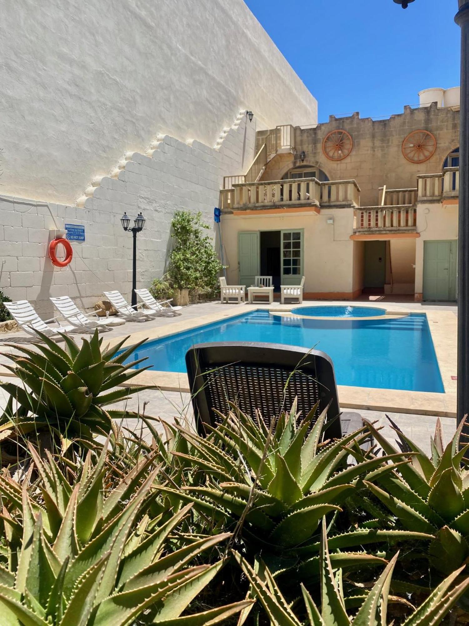 Mystic Flower B&B Birbuba Εξωτερικό φωτογραφία